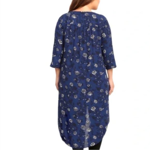 Torrid Blue Floral Chiffon High Low Tunic Top - Picture 2 of 7